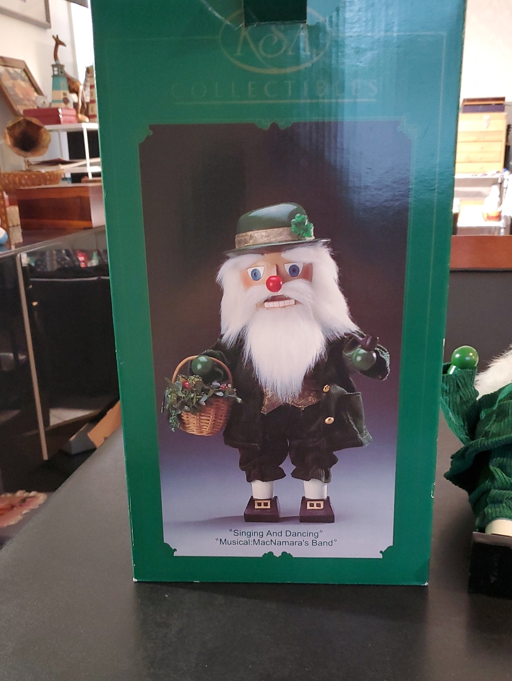 Kurt Adler Green St. Patrick's Day Nutcracker Figurine - Singing & Dancing